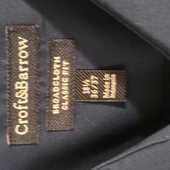 Croft&Barrow Dress Shirt - Picture 3 of 5